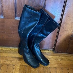 Bandolino Black Heeled Leather Boots